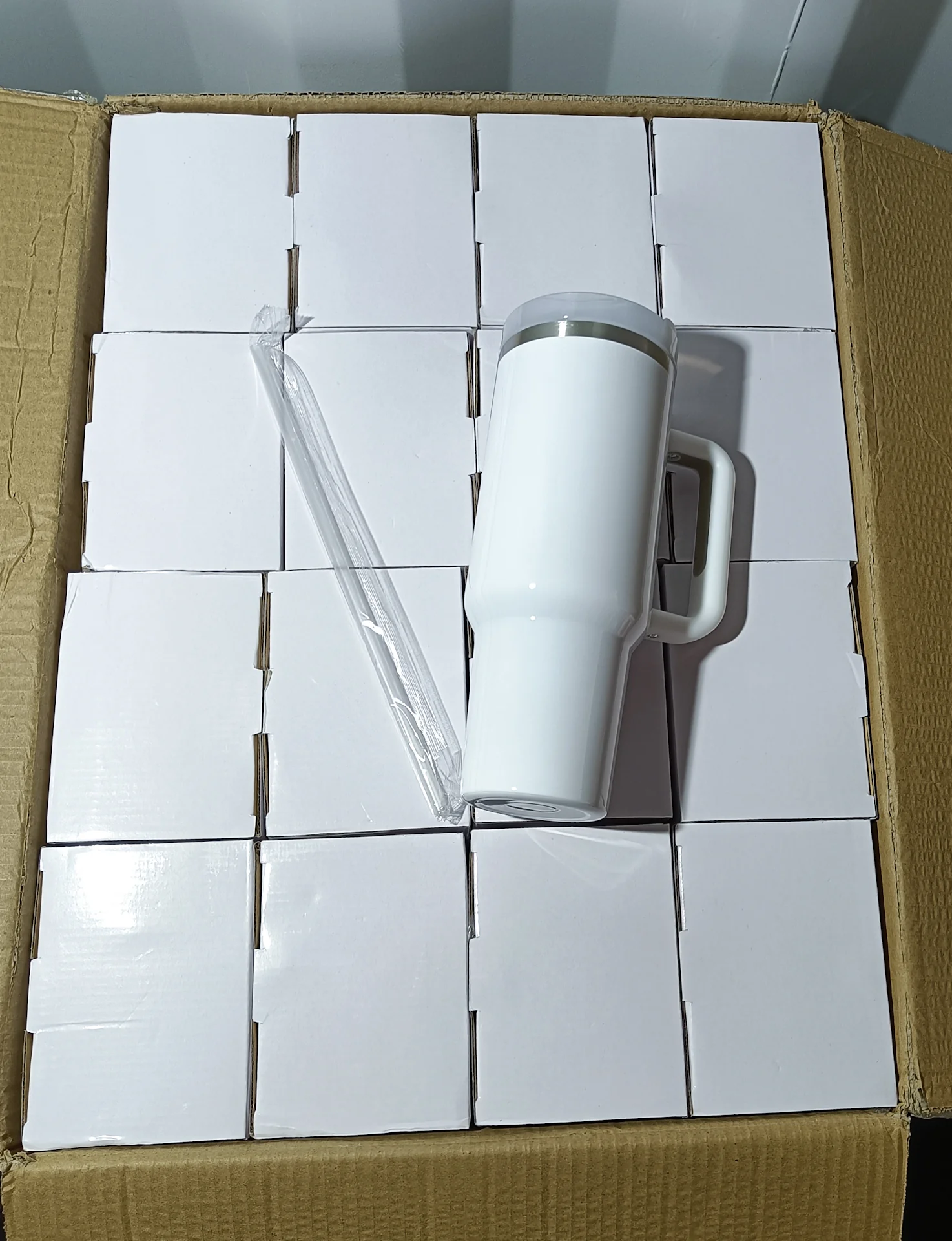 CLEARANCE 16x 40oz Gen 2 white sublimation dupe - With Defects - Image 3