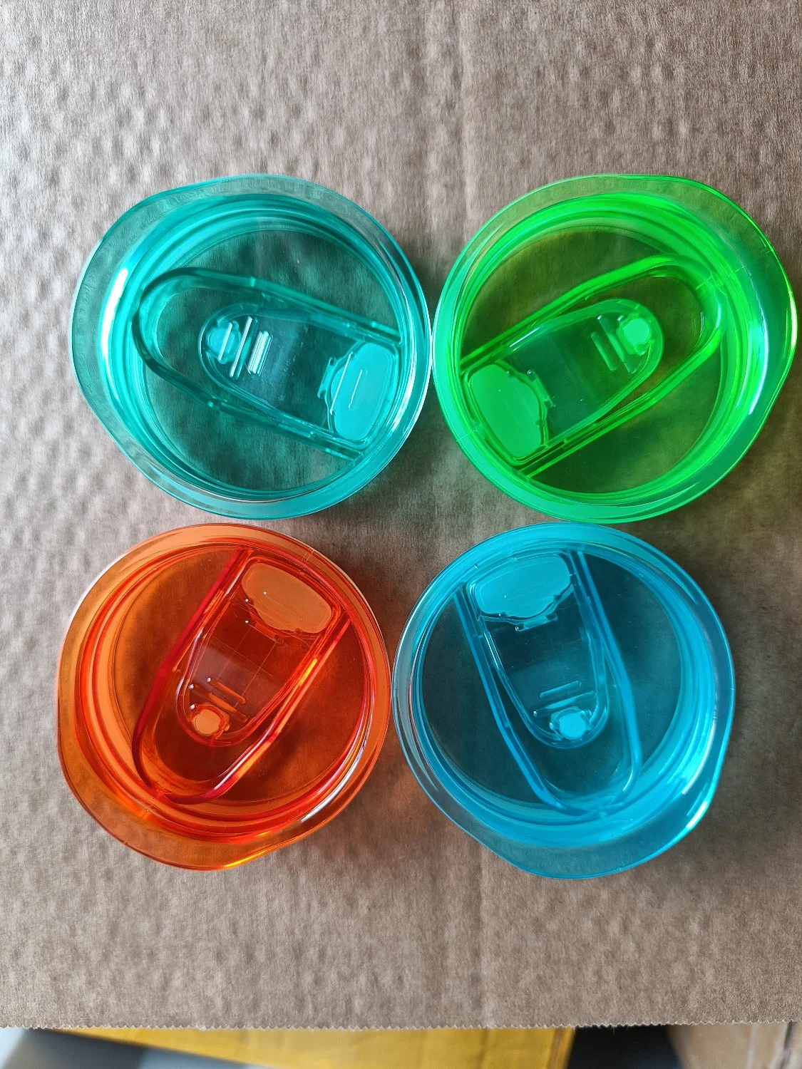Coloured plastic lids for 20oz, 15oz, 12oz - Image 4